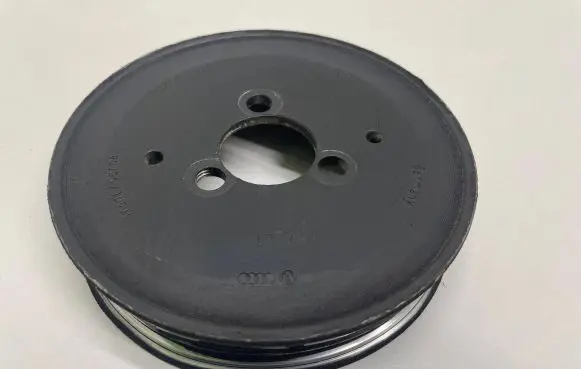 Audi Q7 4L Water pump pulley 059121031L