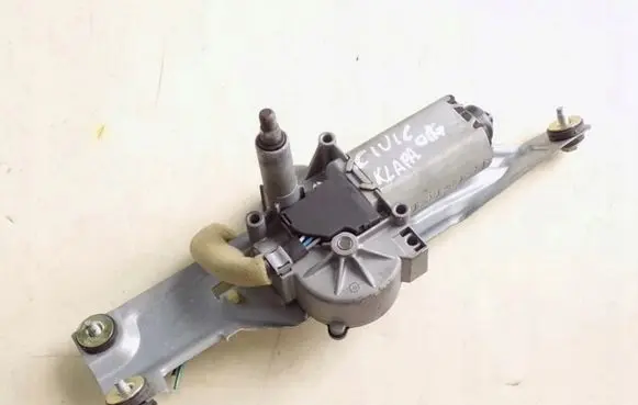 Honda Civic Rear window wiper motor