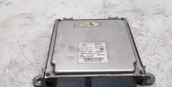Mercedes-Benz E W212 Engine control unit/module A6519003701 A6519012101 28447993
