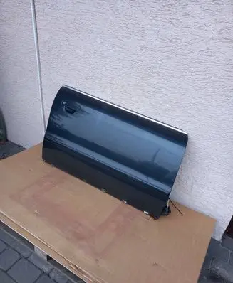 Audi A4 S4 B5 8D Front door