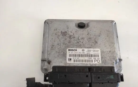 Opel Zafira A Engine control unit/module 0281010268 24417169