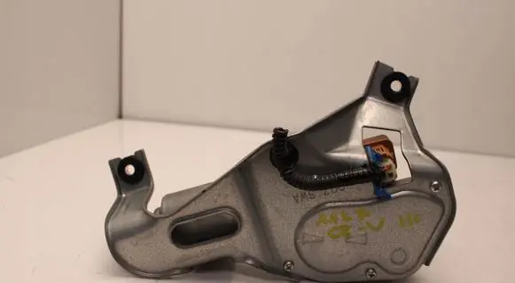Honda CR-V Rear window wiper motor 