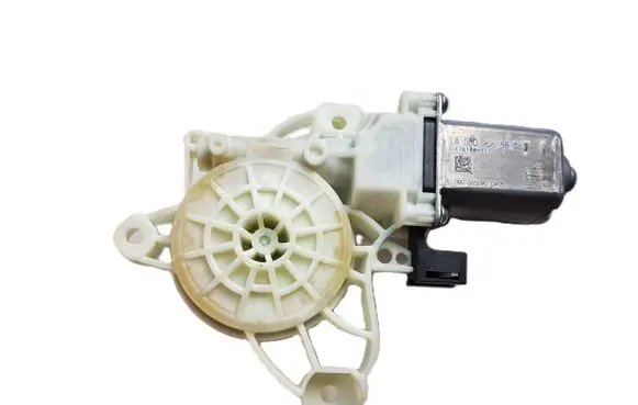 Mercedes-Benz E W213 Front door window regulator motor A0009065806