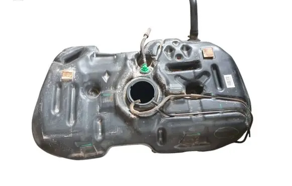 Toyota Verso Fuel tank 770010F030 770010F040