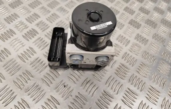 Volvo V60 ABS Pump 31317450