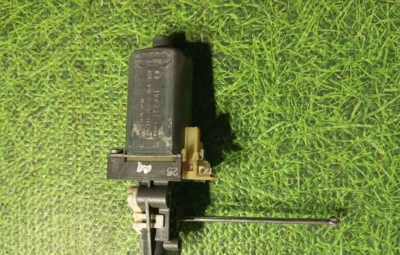 BMW M6 Seat adjustment motor 0390201928 201928