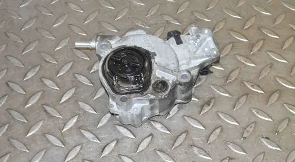 Jaguar XF X250 Vacuum pump D171B1C2