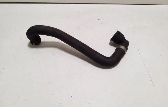 Land Rover Discovery Sport Engine coolant pipe/hose GJ328C481AA