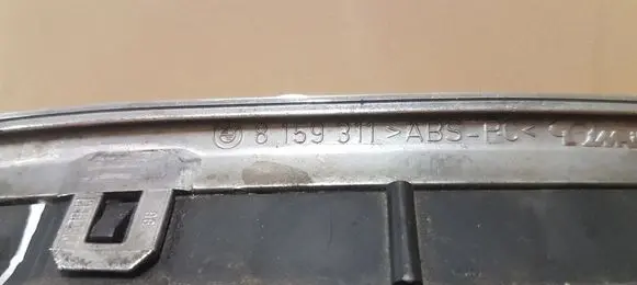 BMW 5 E39 Front grill 8159312 8159311