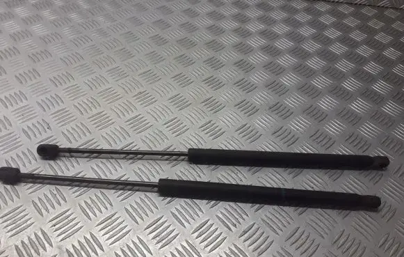 Renault Scenic II - Grand scenic II Tailgate/trunk/boot tension spring 8200484676