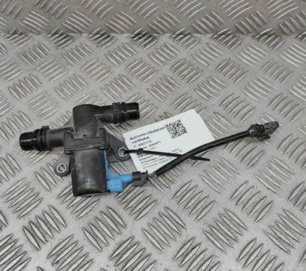 Peugeot 2008 II Electric auxiliary coolant/water pump 9827567780