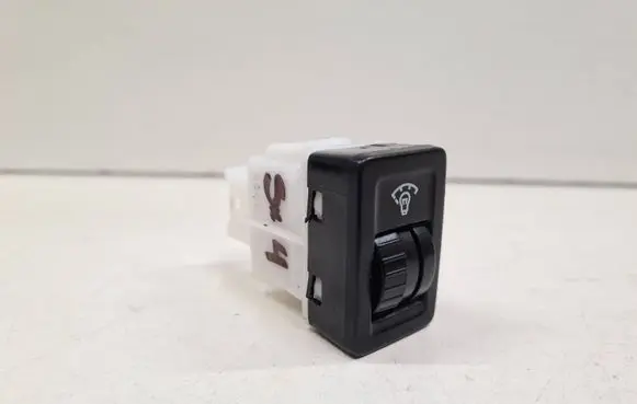 Suzuki SX4 Interior lighting switch 