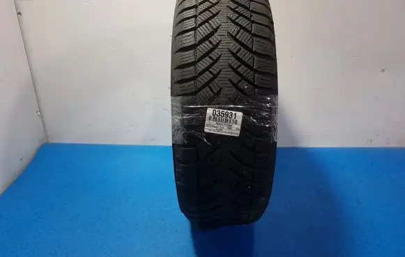 Volkswagen Polo III 6N 6N2 6NF R17 winter tire 
