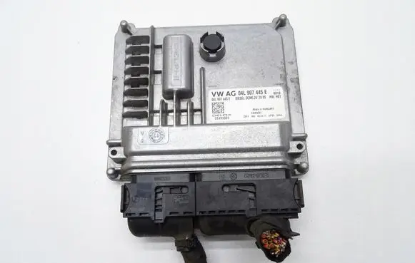 Seat Leon (5F) Engine control unit/module ECU 04L907445E