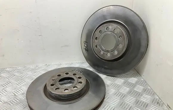 Audi Q3 8U Front brake disc