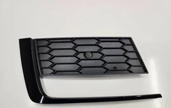 Skoda Octavia Mk3 (5E) Front bumper lower grill 5E0807681H