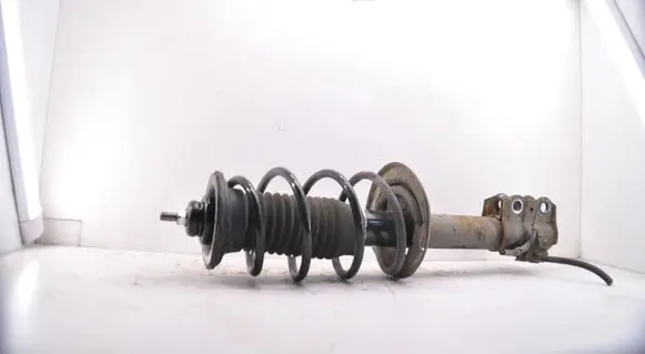 Toyota Yaris Front shock absorber/damper 