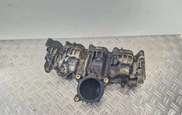 Volkswagen Transporter - Caravelle T5 Intake manifold 3326362
