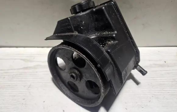 Citroen Xsara Picasso Power steering pump 9632252880 26077655 9630501680