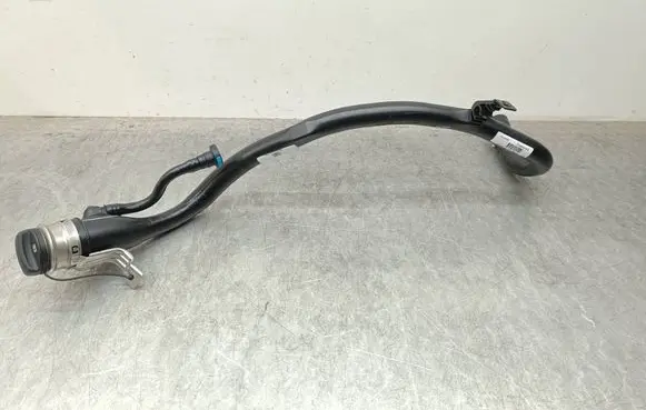 BMW X4 G02 Fuel tank filler neck pipe 100116684 R25A343A105