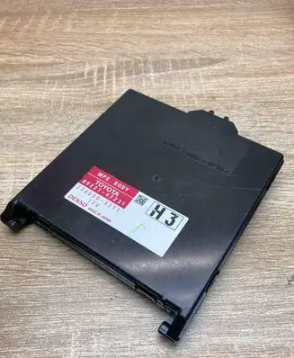 Toyota Prius+ (ZVW40) Other control units/modules 8922147231 2380003271