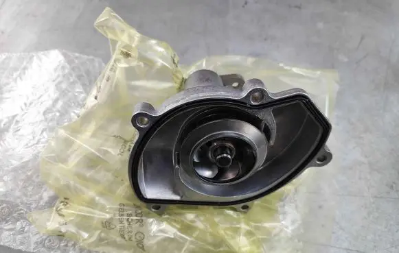 Porsche Panamera (970) Water pump 94810603301