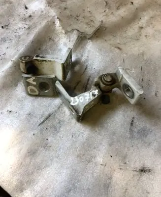 Audi Q3 8U Front door hinge set 8x0831404b
