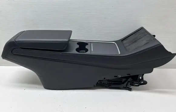 Tesla Model 3 Center console 161494370C 110849400B 108787900B