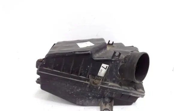 Mazda 626 Air filter box