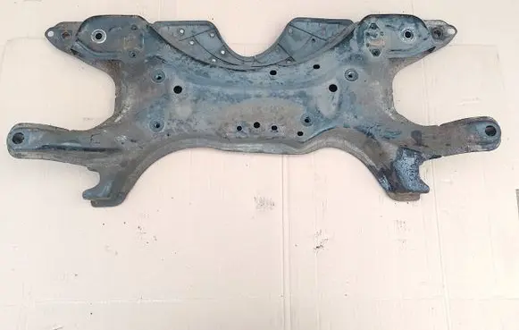 Toyota Prius (XW20) Front subframe