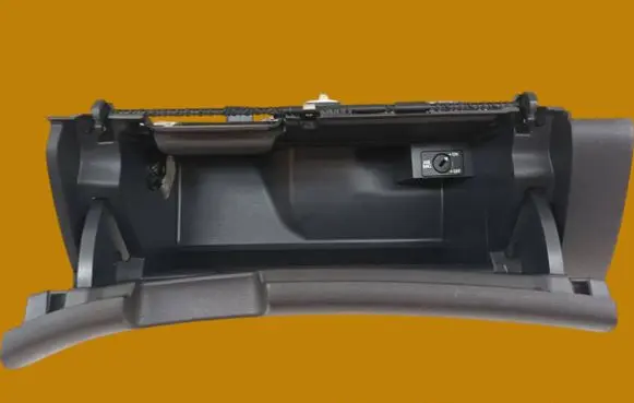 Skoda Octavia Mk2 (1Z) Glove box
