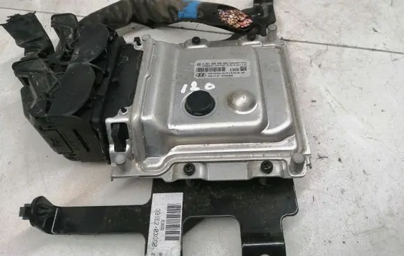 Hyundai i20 (GB IB) Engine control unit/module 391F203GG0 0261S09906