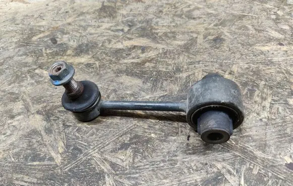 Rear anti-roll bar/stabilizer link