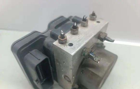Mitsubishi Space Star ABS Pump 4670A738 269601 0261243048
