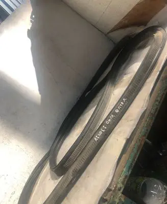 Volvo XC40 Trunk rubber seal (body) 