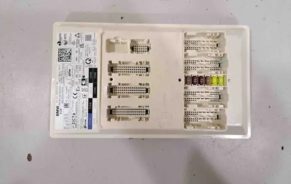 BMW X7 G07 Central body control module 5B8E927 5B78857