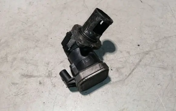 Mercedes-Benz Vito Viano W639 EGR valve 109315 00005320C8