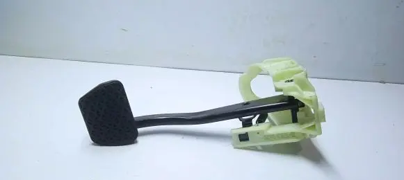 BMW 3 F30 F35 F31 Brake pedal 6878290
