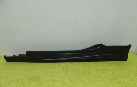 Nissan 370Z Sill 768511A31