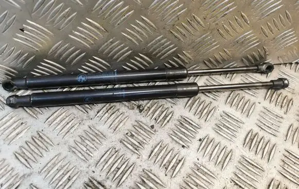 BMW 3 E90 E91 Front bonnet/hood damper/strut