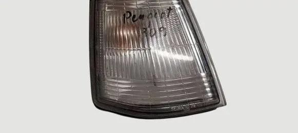 Peugeot 309 Front indicator light 10740D 934