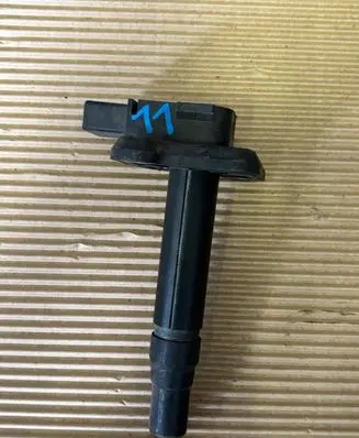 High voltage ignition coil