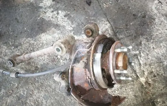 Chevrolet Captiva Rear wheel hub