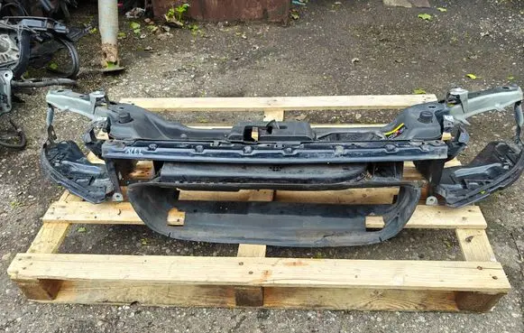 Volvo V50 Top upper radiator support slam panel 30760378