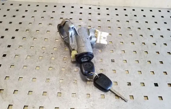 Toyota Yaris Ignition lock N0502241256B
