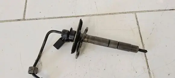 Audi A6 S6 C6 4F Fuel injector 059130277A 060704 0445115054