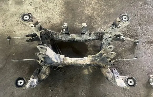 BMW X5 E70 Rear subframe 