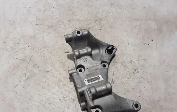 Generator/alternator bracket