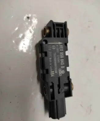 Audi A4 S4 B7 8E 8H Airbag deployment crash/impact sensor 8E0959643B