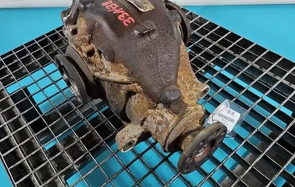 BMW X3 E83 Rear differential 7567995 IMPRK1558300